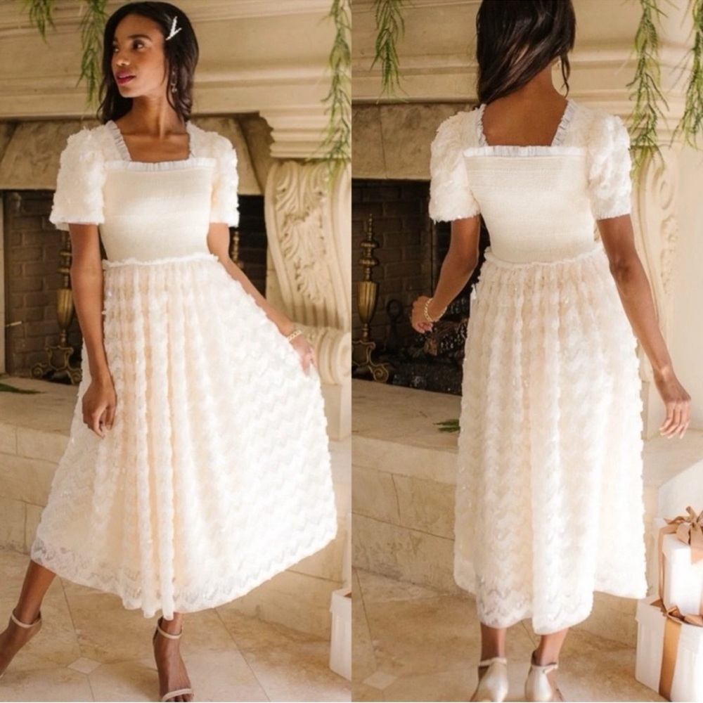 Ivy City Co Cream Midi Dress